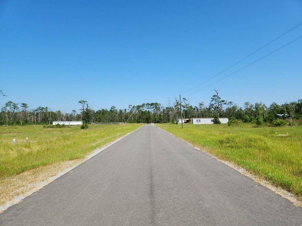 Jackie Lane Lane - Photo 1
