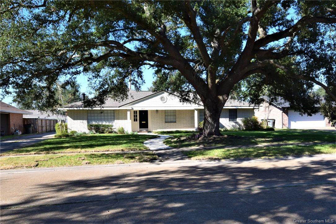 2517 17th Street - Photo 1