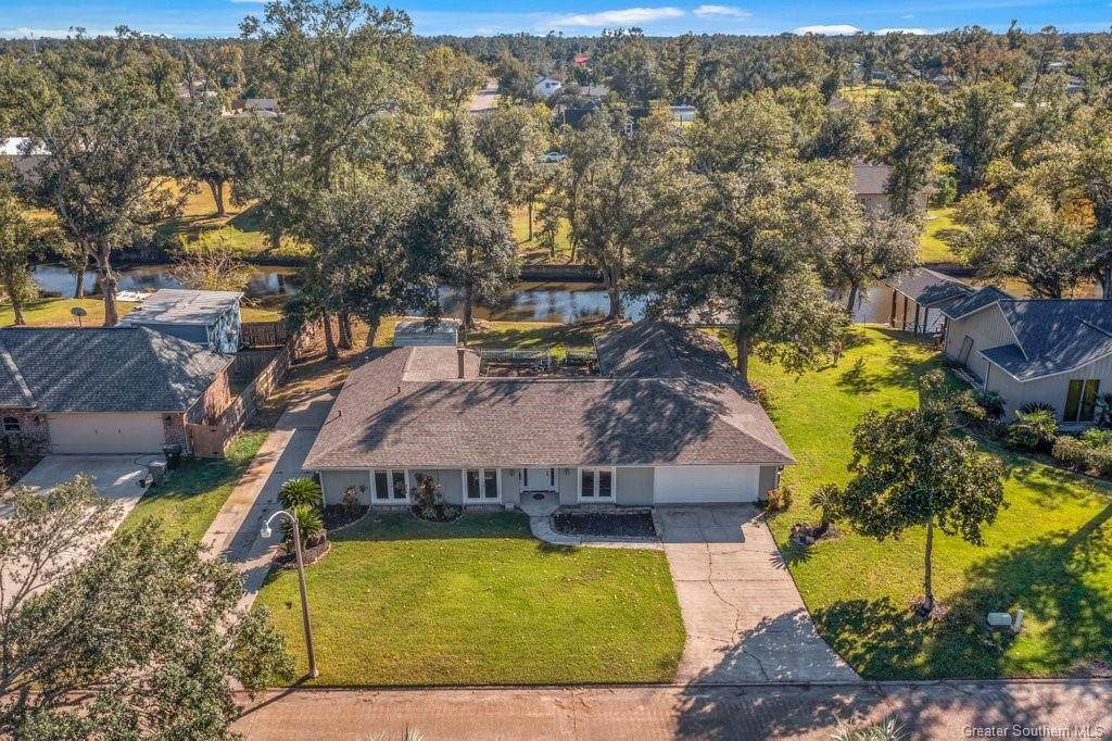 309 Orchard Drive - Photo 1