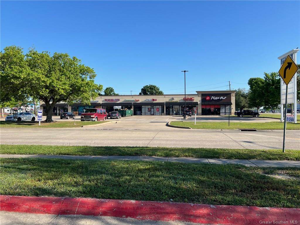 2653 Derek Drive - Photo 1