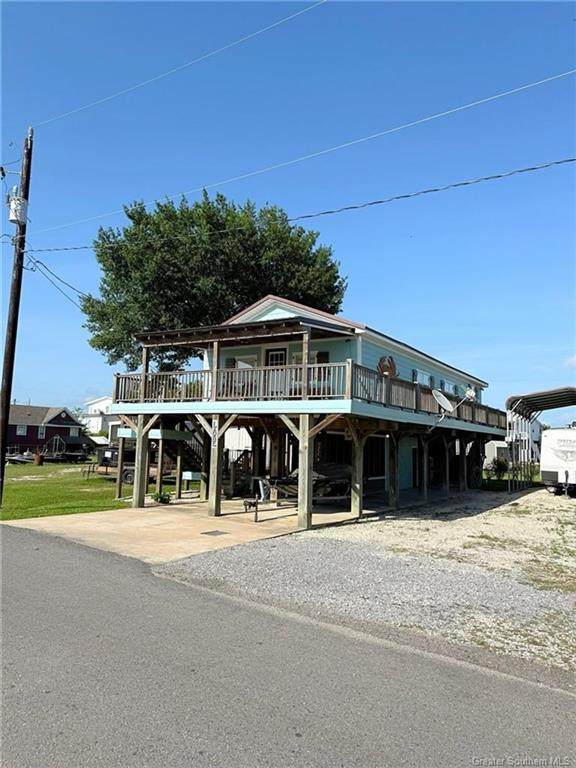 213 Bank Street - Photo 1
