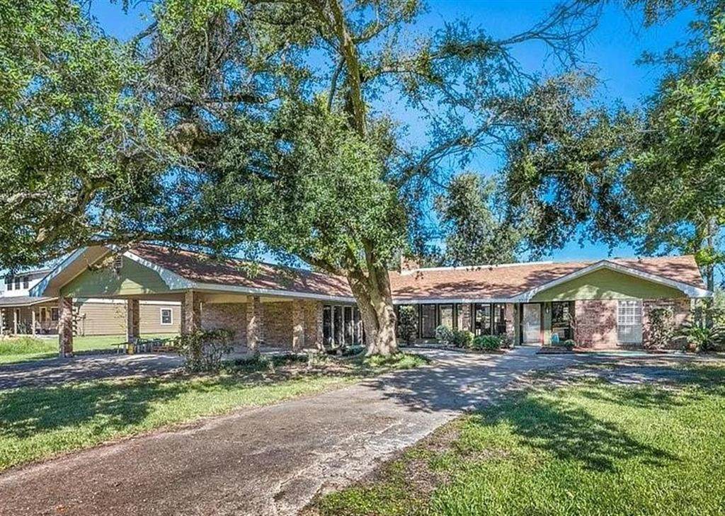 2212 Bon Vie Drive - Photo 1