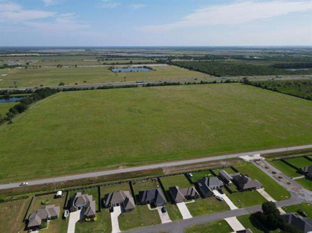 509 Frontage Road - Photo 1
