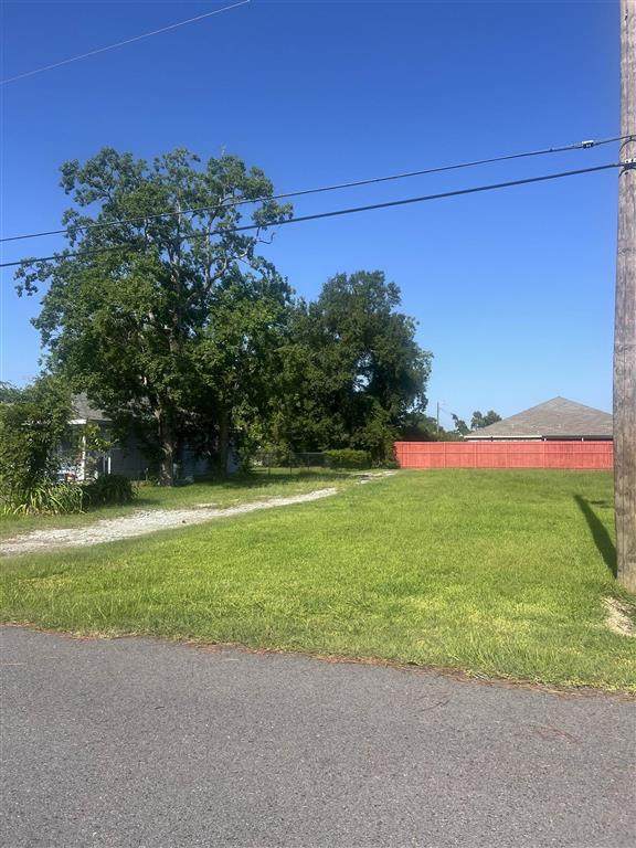717 Malcolm St Street - Photo 1