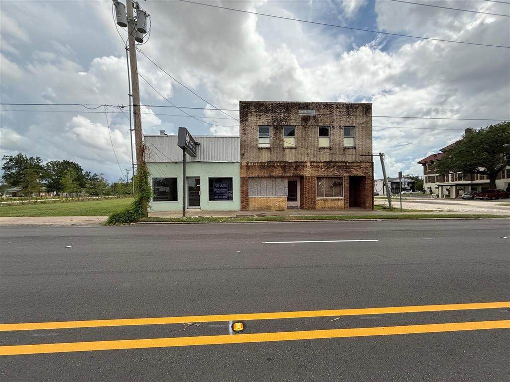 334 Kirby St Street - Photo 1