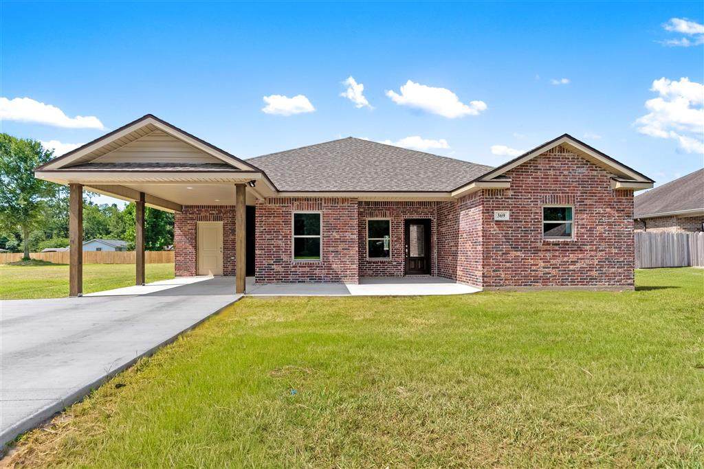 369 Ann Terrace Avenue - Photo 1