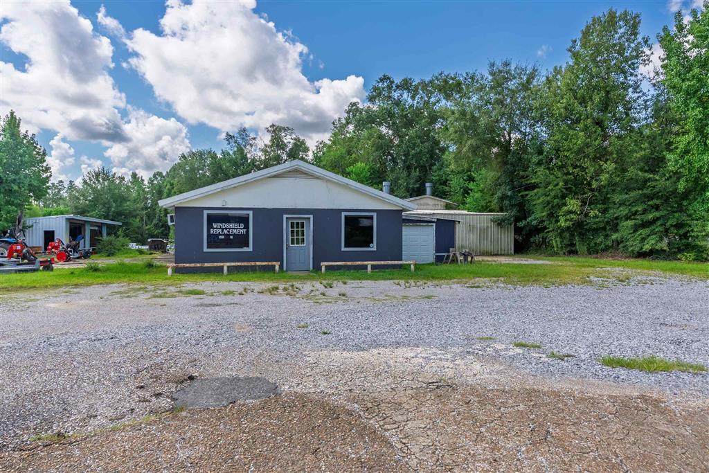 5622 Highway 27 - Photo 1