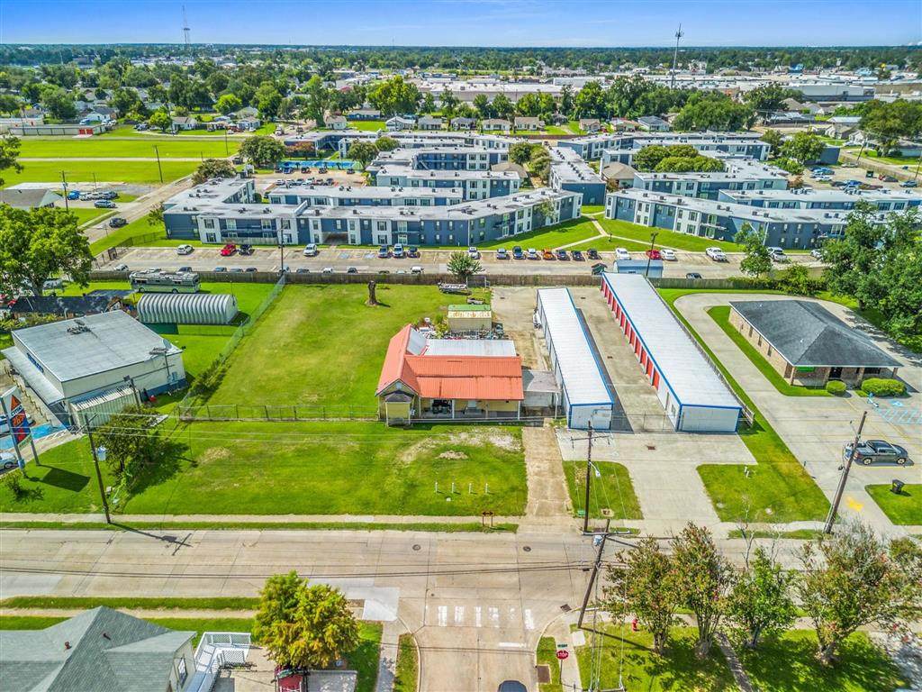 301 & 239 18Th Street - Photo 1