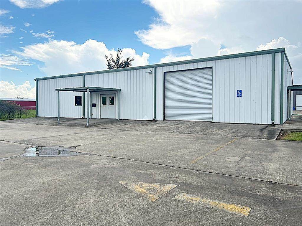 3000 Hwy 90 - Photo 1