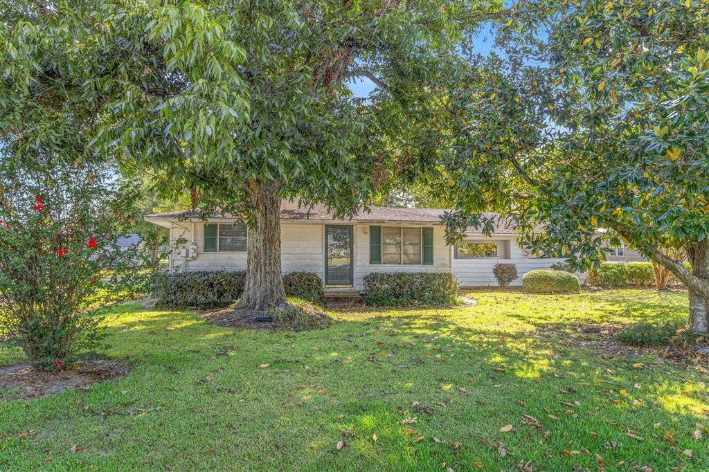 308 Main Street - Photo 1