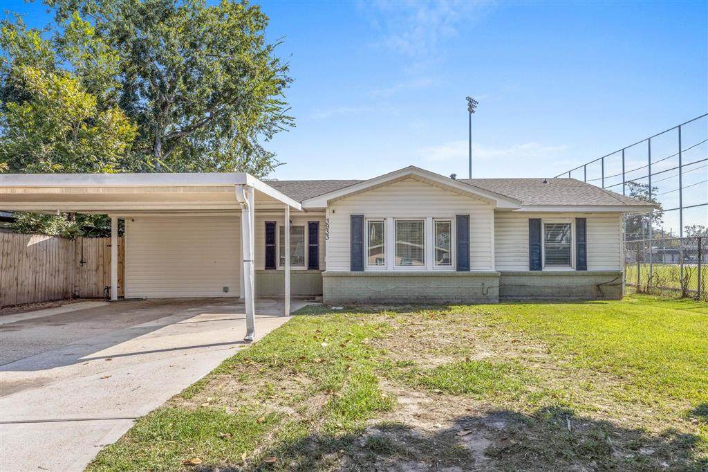 3933 Elston Street - Photo 1