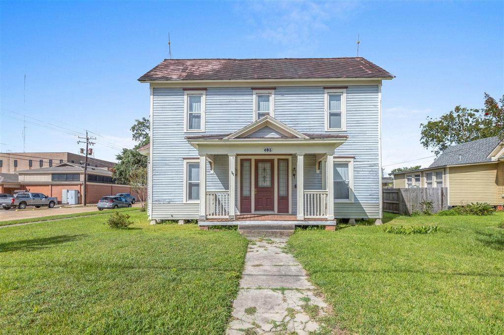 403 Cutting Avenue - Photo 1