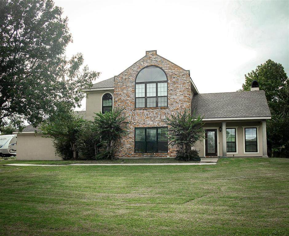 7008 Captains Cove - Photo 1