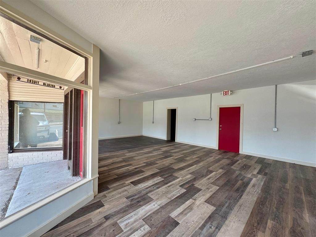 112 6th Avenue - Photo 1