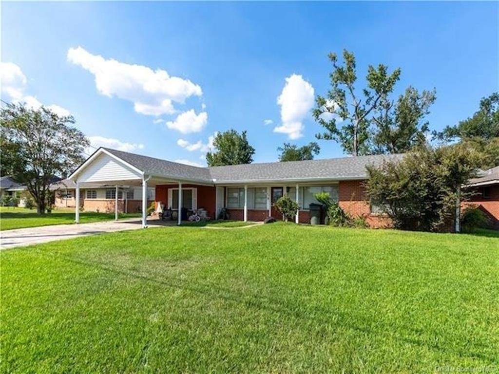 914 Holly Street - Photo 1