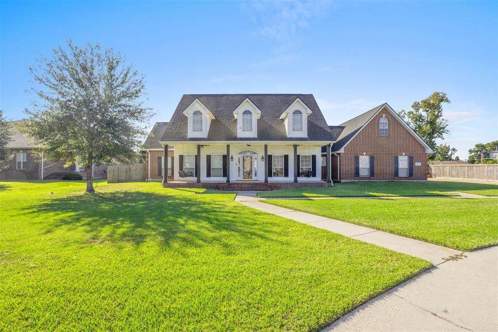 1647 Hollow Cove Ln Lane - Photo 1