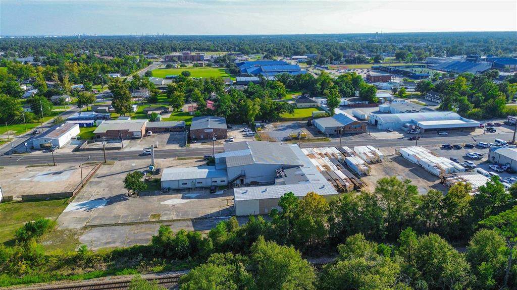 716 Napoleon Street - Photo 1