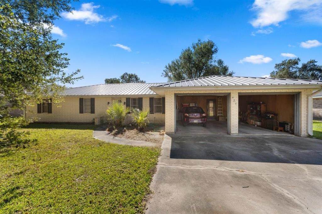 204 Larry Street - Photo 1