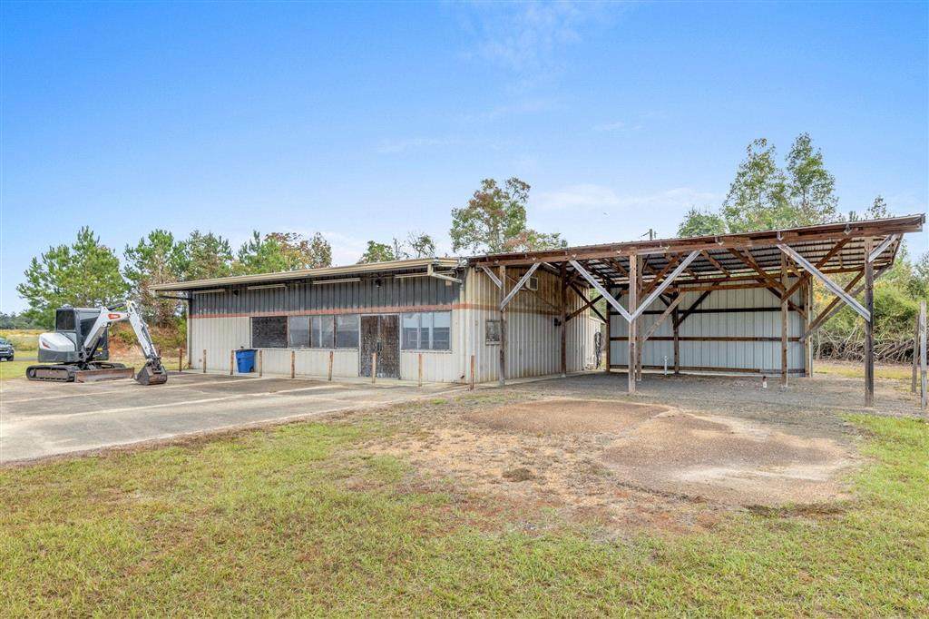 7513 Hwy 171 Highway - Photo 1