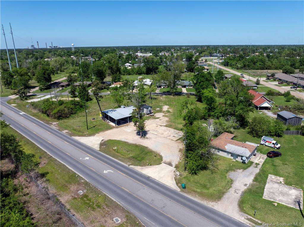 1411 Houston River Road - Photo 1