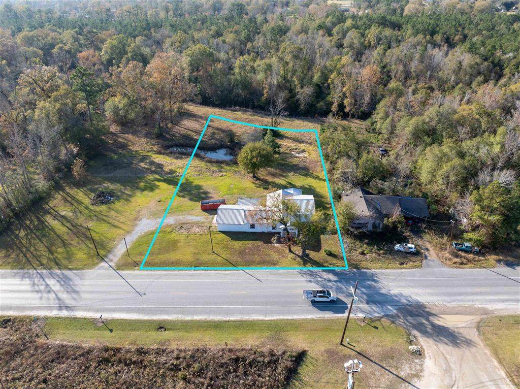 1039 Highway 27 - Photo 1
