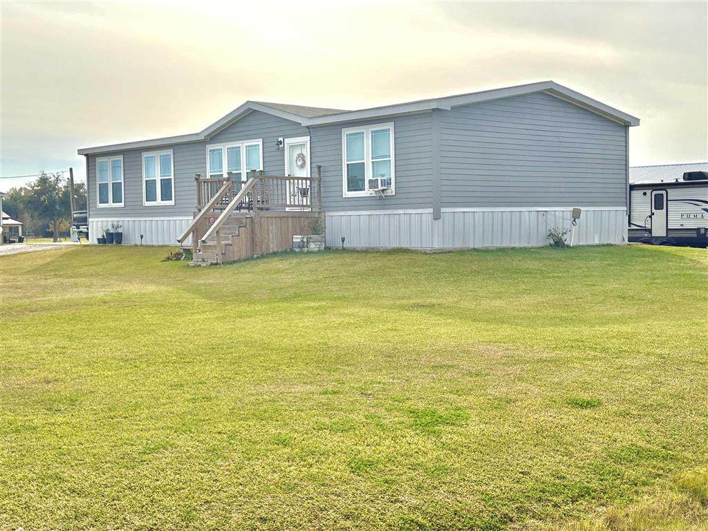 1574 Parish Line Road - Photo 1