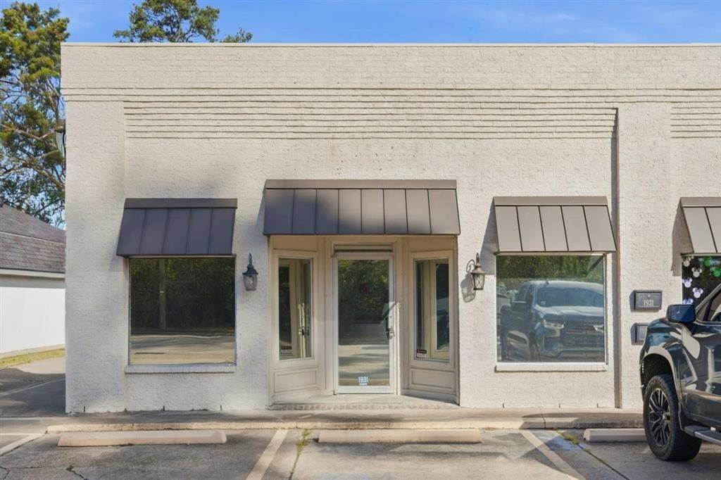 1931 Maplewood Drive - Photo 1