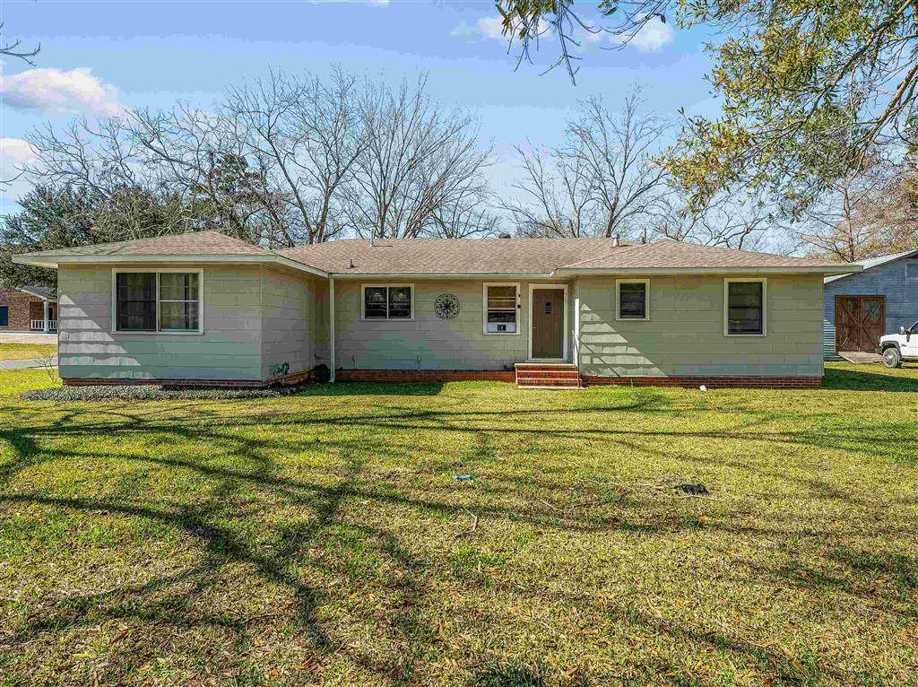 619 Sarah Street - Photo 1