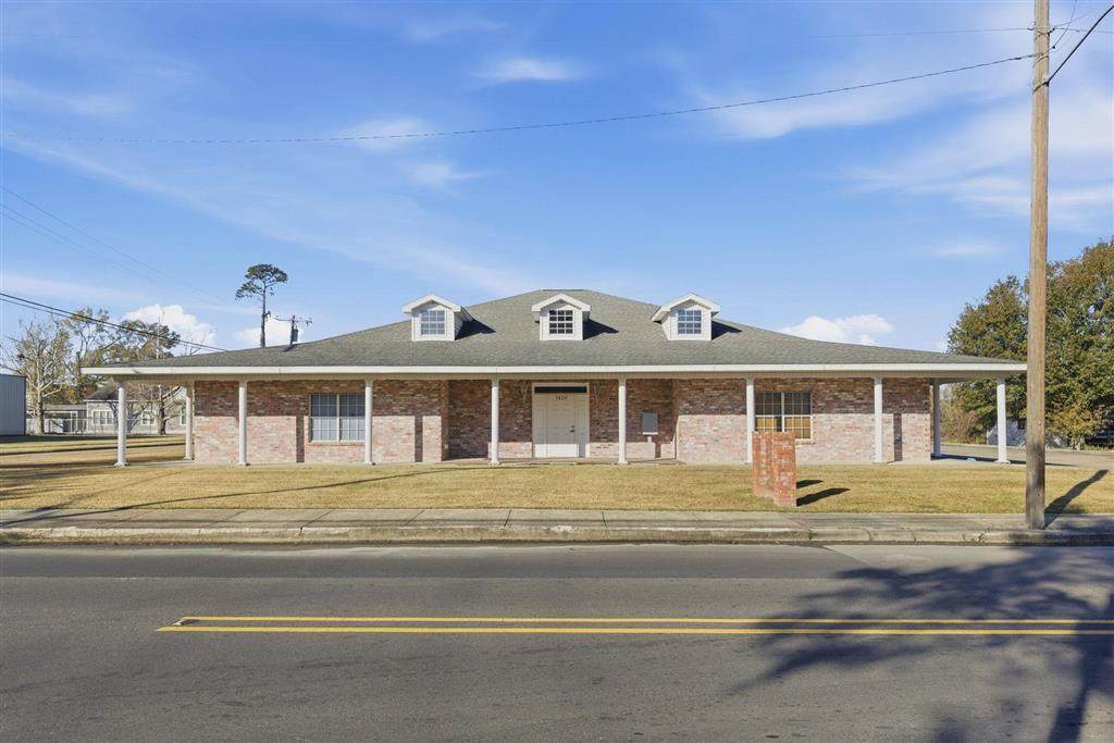 1830 Hodges Street - Photo 1