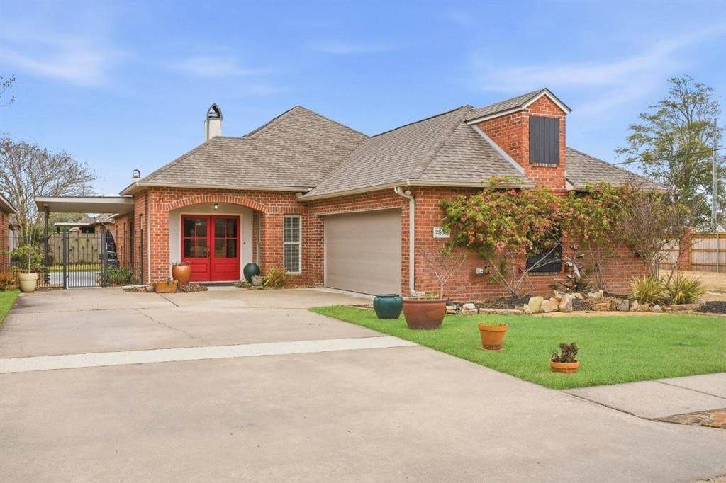 2808 Locke Point Drive - Photo 1