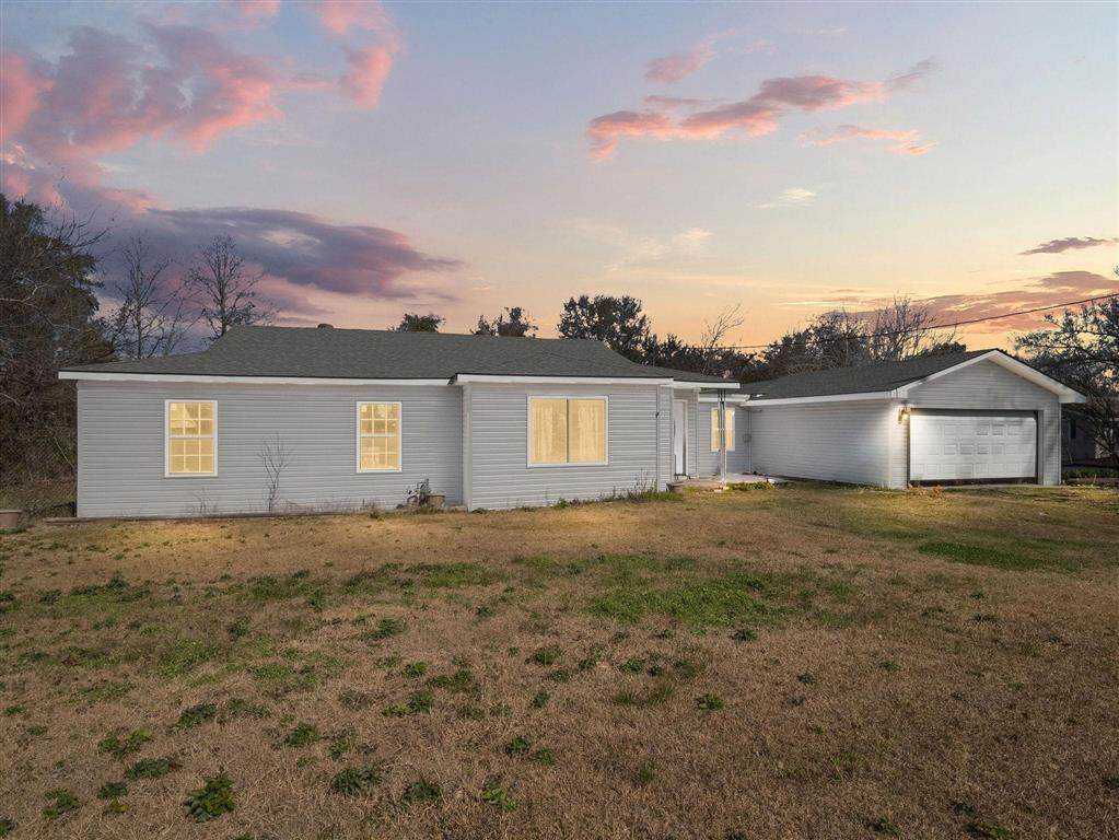 822 Bee Tree - Photo 1