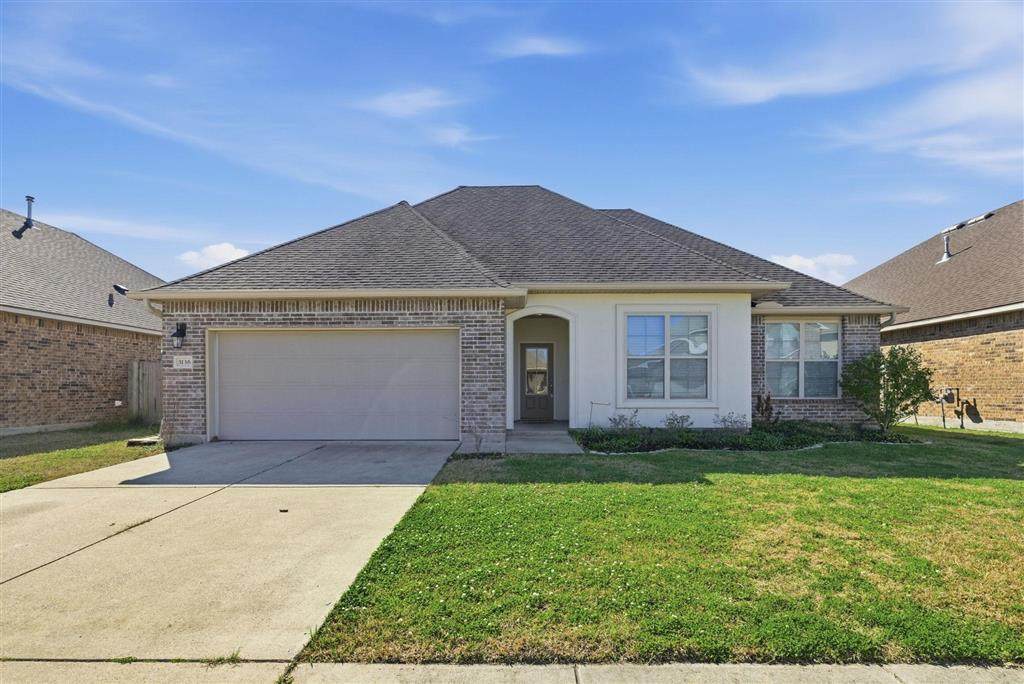 3136 Crest Lane - Photo 1