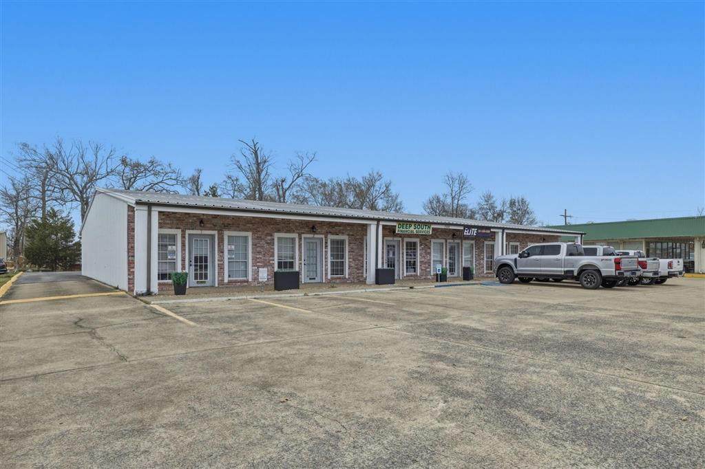 2500 Maplewood - Photo 1