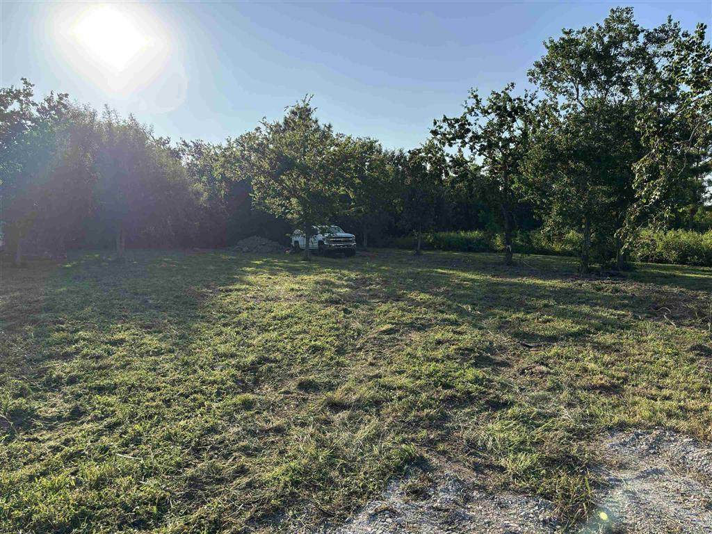 154 Brister Lane - Photo 1