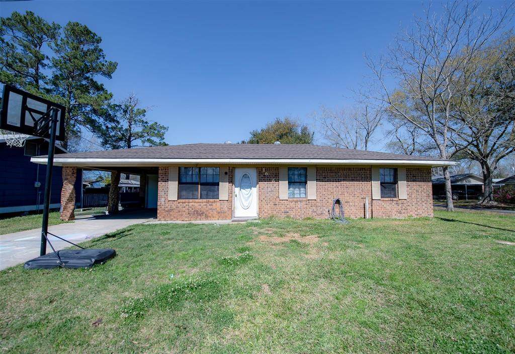 1616 Kings Drive - Photo 1
