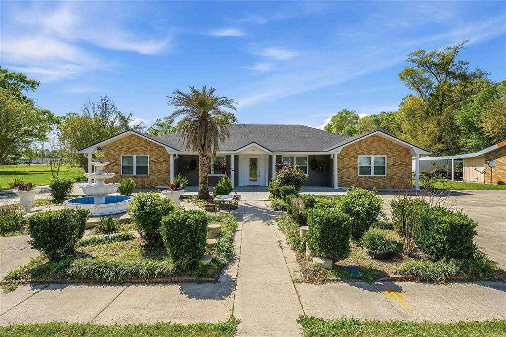 301 Thomson Ave Avenue - Photo 1