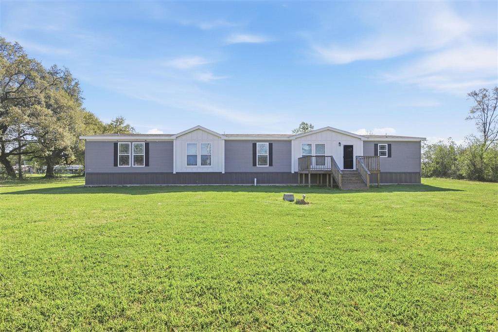 2038 Beglis Parkway - Photo 1