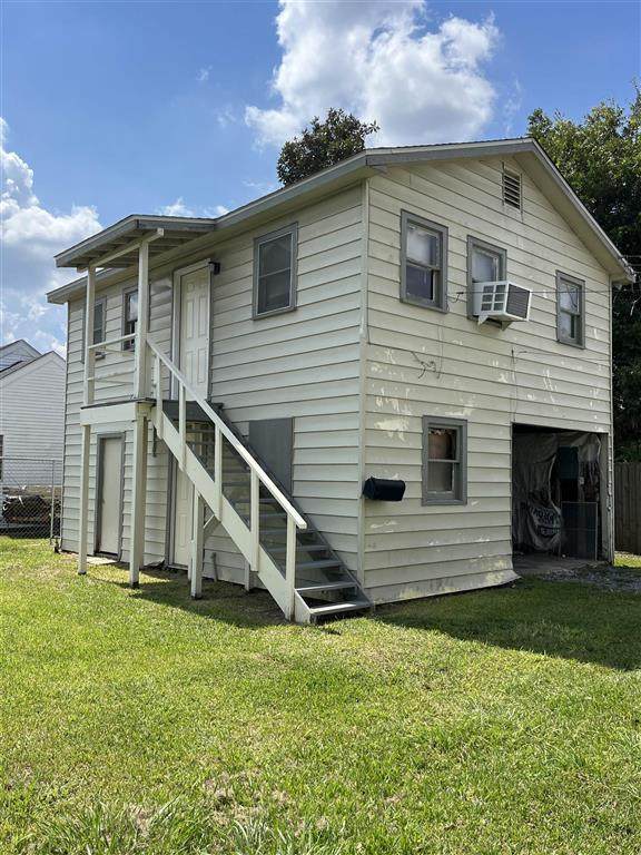 720 Live Oak #B Street - Photo 1
