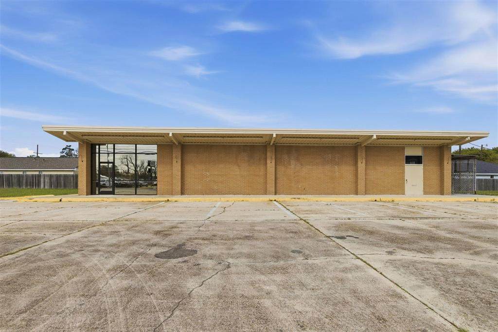 309 Huntington St Street - Photo 1