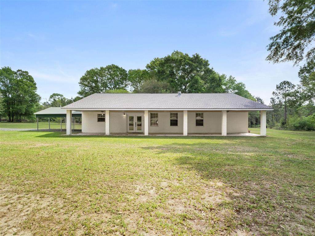 405 Dove Lane - Photo 1