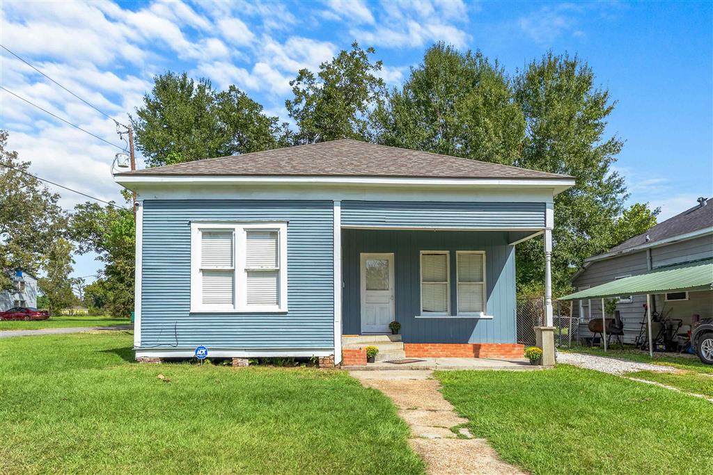 412 Yoakum Avenue - Photo 1