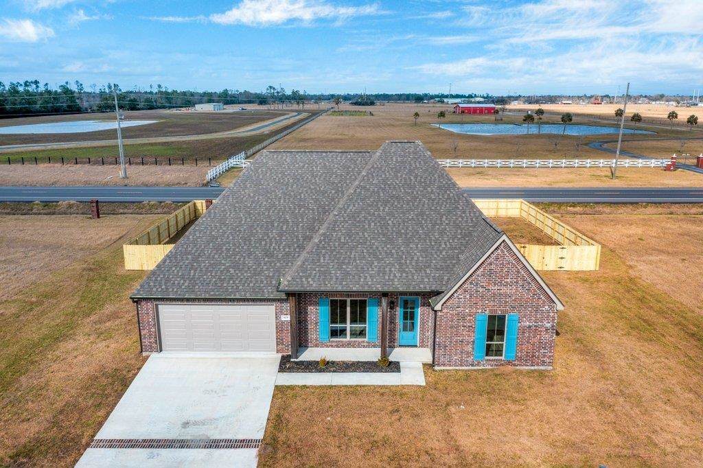 819 Gentry Drive - Photo 1