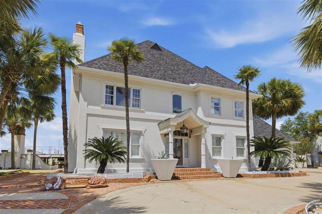 2034 Charvais Street - Photo 1