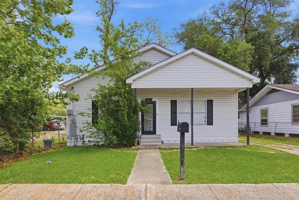 508 Crocker Street - Photo 1