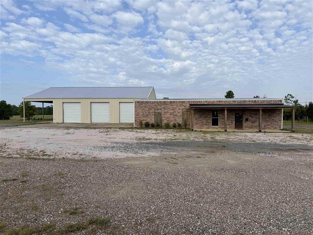 9804 Highway 171 - Photo 1