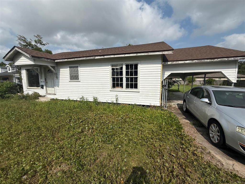 2815 Cypress Street - Photo 1