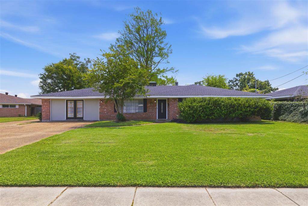 563 Jefferson Drive - Photo 1
