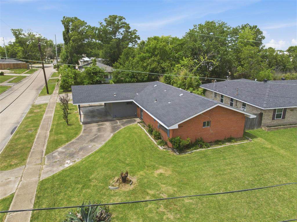 1024 Johanna Place - Photo 1