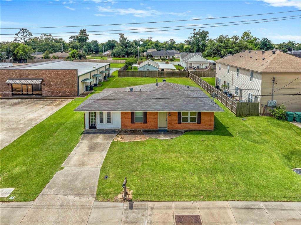 419 Cypress Street - Photo 1