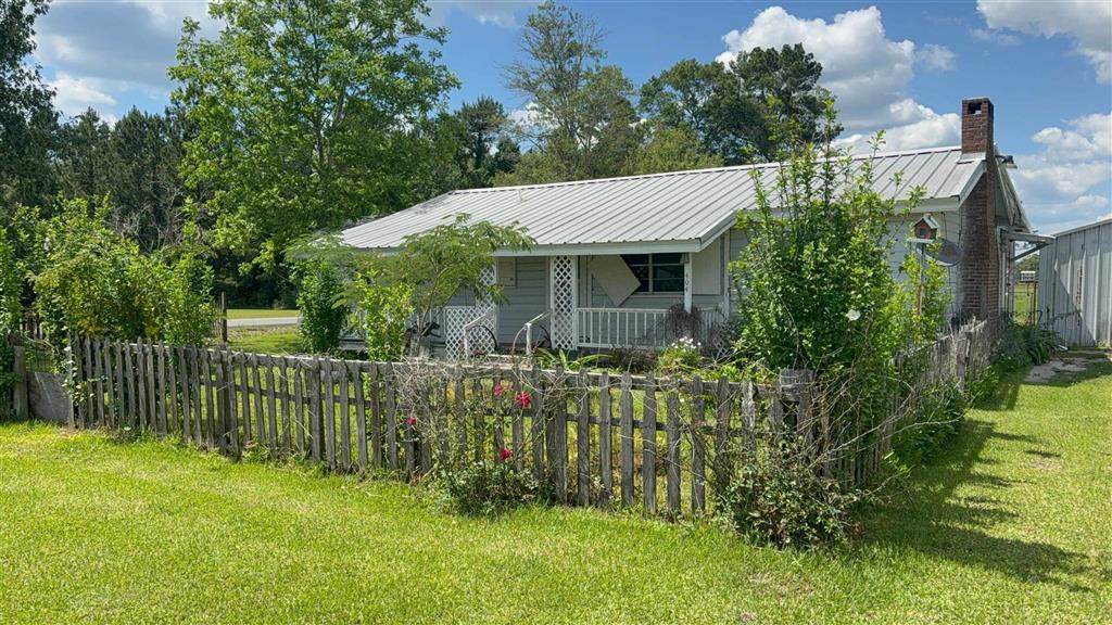 404 David Marcantel Road - Photo 1